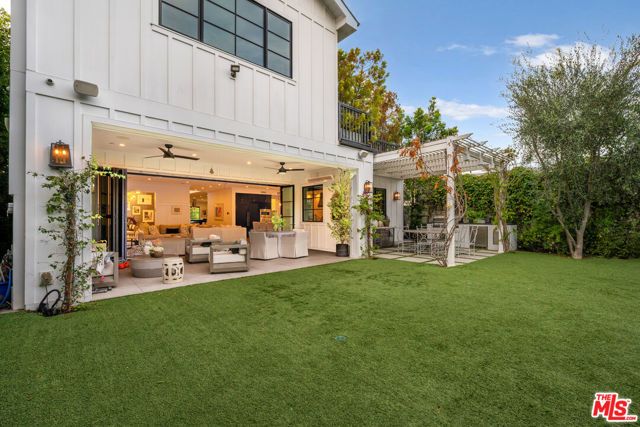 320 N Alta Vista Boulevard, Los Angeles, CA 90036