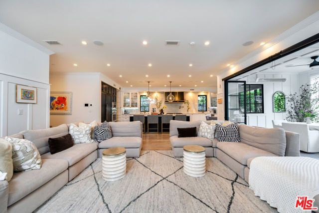 320 N Alta Vista Boulevard, Los Angeles, CA 90036