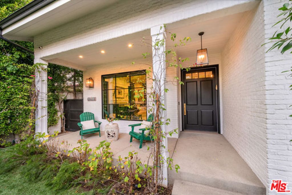 320 N Alta Vista Boulevard, Los Angeles, CA 90036