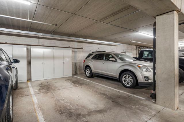 2231 Penn Place N 208, North Saint Paul, MN 55109