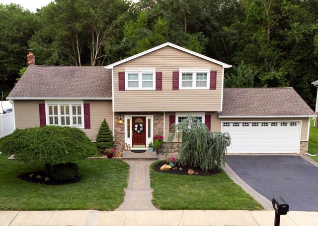 64 WESLEYAN DR, Hamilton, NJ 08690