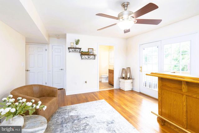 64 WESLEYAN DR, Hamilton, NJ 08690