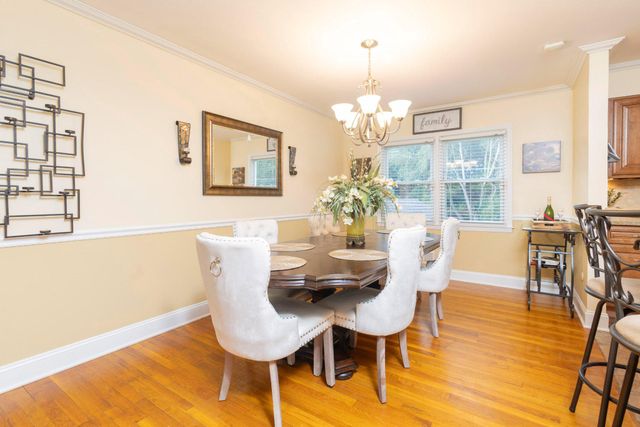 64 WESLEYAN DR, Hamilton, NJ 08690
