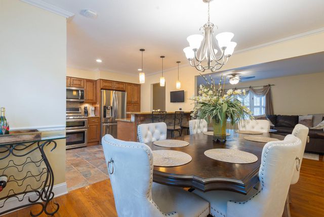 64 WESLEYAN DR, Hamilton, NJ 08690
