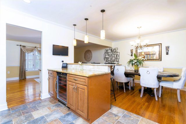 64 WESLEYAN DR, Hamilton, NJ 08690