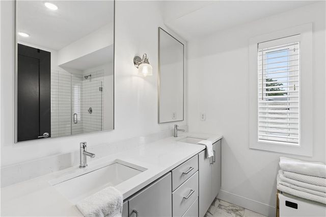 2199 Lenox Road NE 12, Atlanta, GA 30324