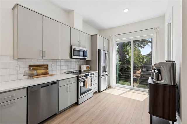 2199 Lenox Road NE 12, Atlanta, GA 30324