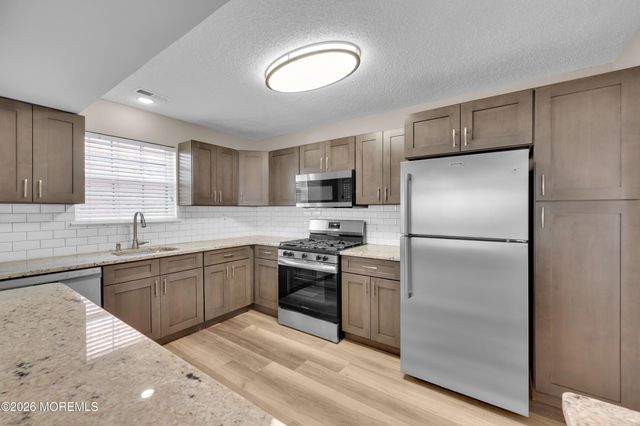 83 Tulip Lane, Freehold, NJ 07728