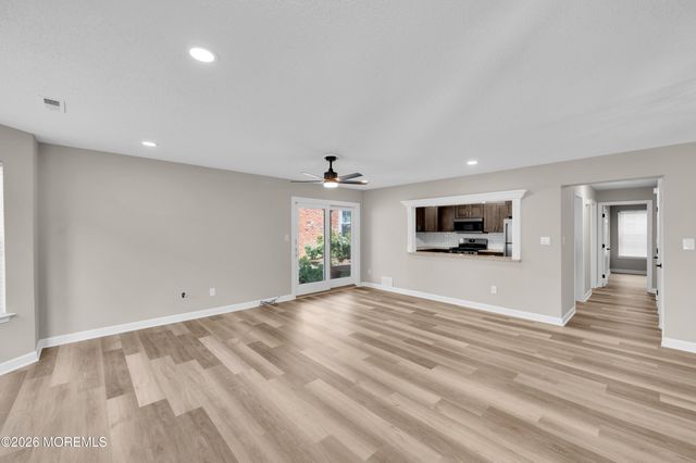 83 Tulip Lane, Freehold, NJ 07728