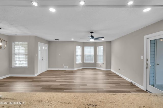 83 Tulip Lane, Freehold, NJ 07728