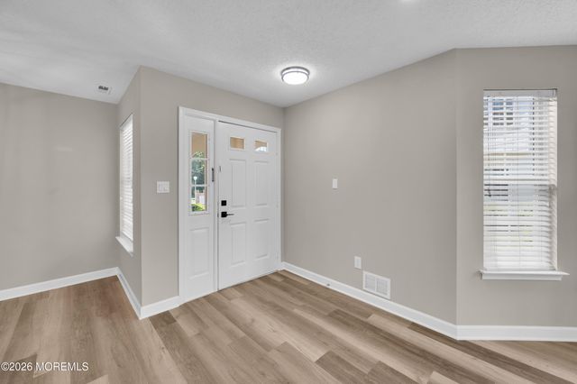 83 Tulip Lane, Freehold, NJ 07728