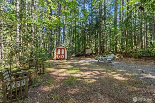 331 N. Dow Mtn. Drive, Hoodsport, WA 98548