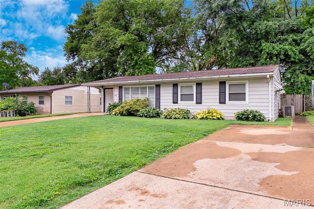 4123 Beauty Lane, St Louis, MO 63134