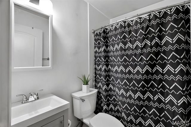 4123 Beauty Lane, St Louis, MO 63134