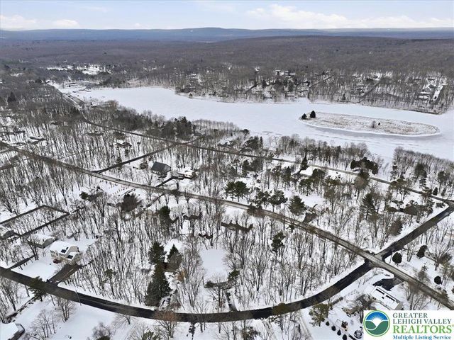 183 Crescent Way, Tunkhannock Twp, PA 18210