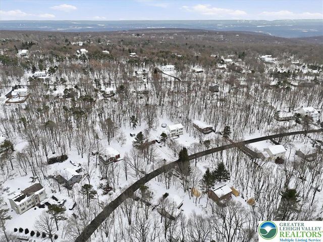 183 Crescent Way, Tunkhannock Twp, PA 18210