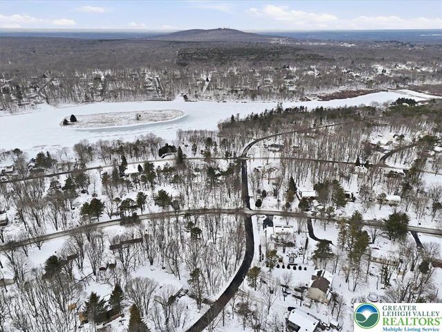 183 Crescent Way, Tunkhannock Twp, PA 18210