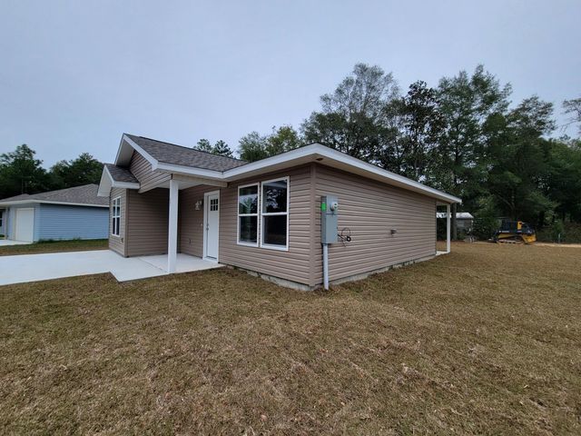 47 Cedar Hill Court, Defuniak Springs, FL 32433