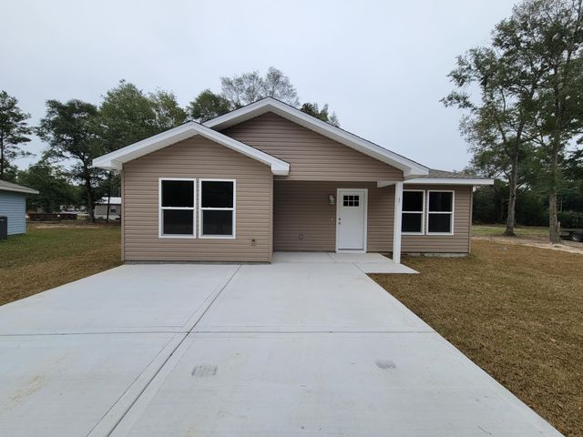 47 Cedar Hill Court, Defuniak Springs, FL 32433