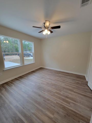 47 Cedar Hill Court, Defuniak Springs, FL 32433