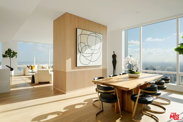 1000 W 8th Street 5210, Los Angeles, CA 90017