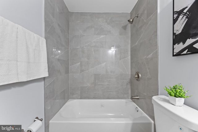 5712 30TH AVE, Hyattsville, MD 20782