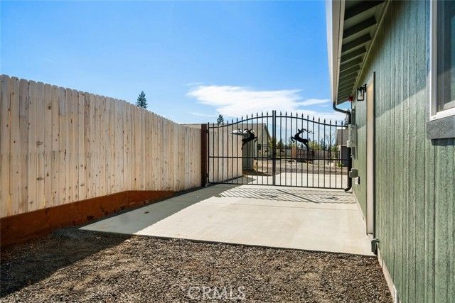 1647 Log Cabin, Paradise, CA 95969