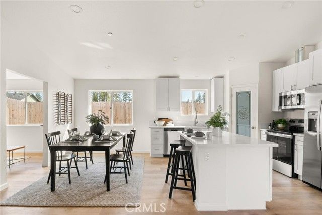 1647 Log Cabin, Paradise, CA 95969