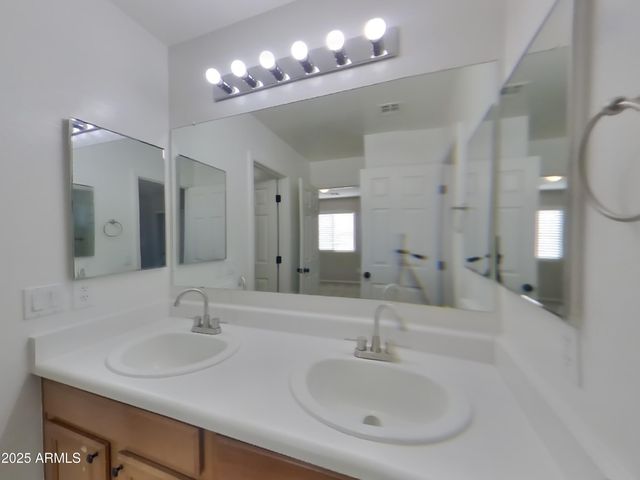 24401 N LOST DUTCHMAN Way, Florence, AZ 85132