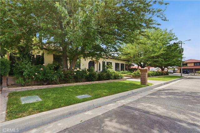 2718 Still Meadow, Lancaster, CA 93536