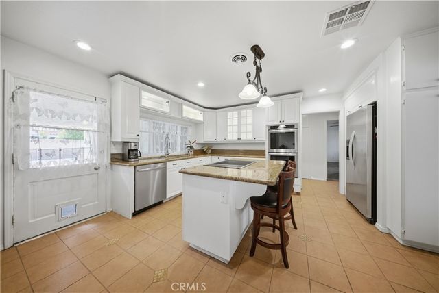 2718 Still Meadow, Lancaster, CA 93536