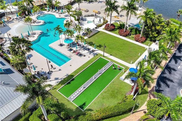 14883 Edgewater CIR, Naples, FL 34114