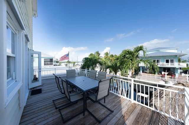 27 Avenue D, Key Largo, FL 33037