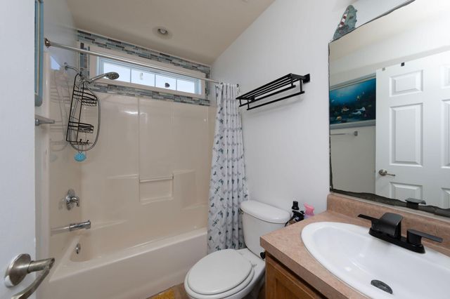 27 Avenue D, Key Largo, FL 33037