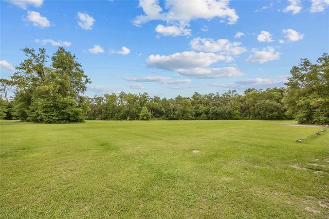 670 SW BETHLEHEM AVENUE, Fort White, FL 32038