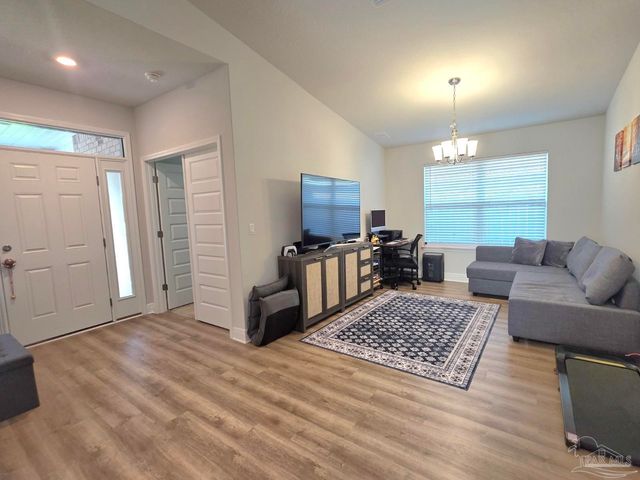 12139 Emerald Heights Ln, Pensacola, FL 32506