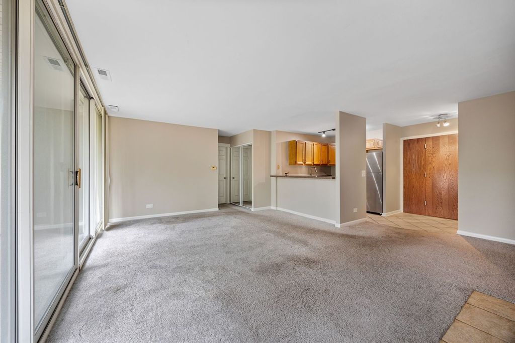 6010 Oakwood Drive 2G, Lisle, IL 60532 — photo 4