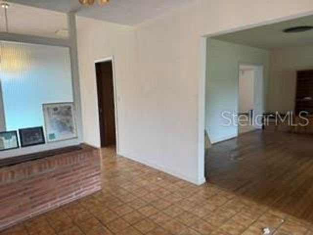 605 COURTNEY DRIVE, Tampa, FL 33617