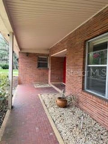 605 COURTNEY DRIVE, Tampa, FL 33617