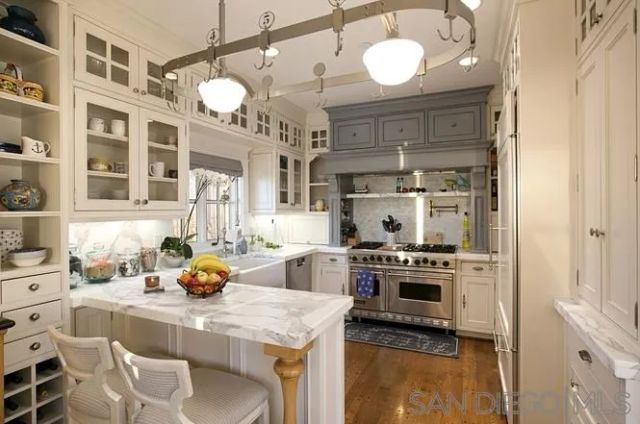 2150 Cambridge, Encinitas, CA 92007