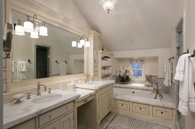 2150 Cambridge, Encinitas, CA 92007