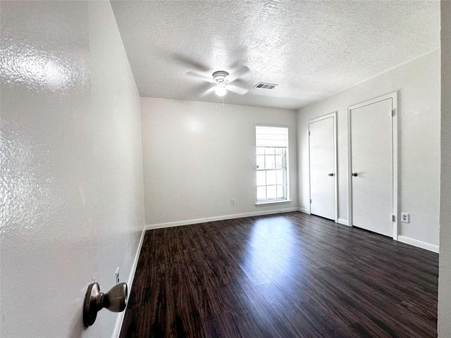 9270 Theysen Drive, Houston, TX 77080