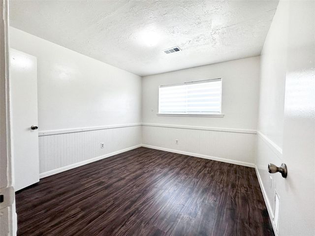 9270 Theysen Drive, Houston, TX 77080
