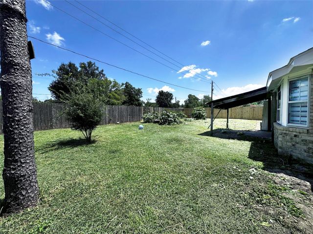 9270 Theysen Drive, Houston, TX 77080