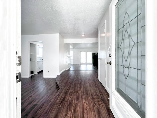 9270 Theysen Drive, Houston, TX 77080