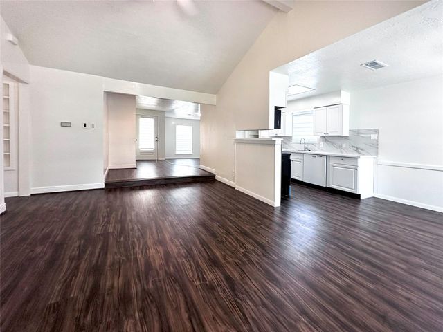 9270 Theysen Drive, Houston, TX 77080