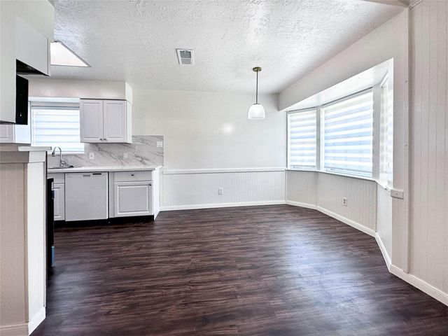 9270 Theysen Drive, Houston, TX 77080