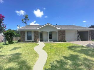 9270 Theysen Drive, Houston, TX 77080