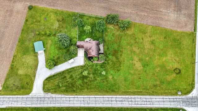 2090 S Warren Road, Huntington, IN 46750