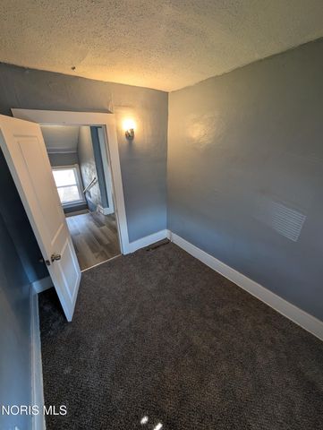 1118 Alldays Avenue, Toledo, OH 43607